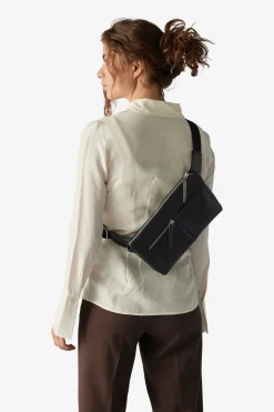 Amalfi bumbag Ivanna Black