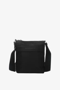 Novara messenger Robbie Black