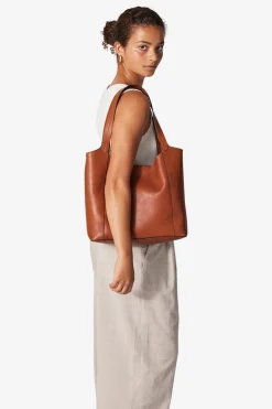 Portofino shopper Elsa Brown