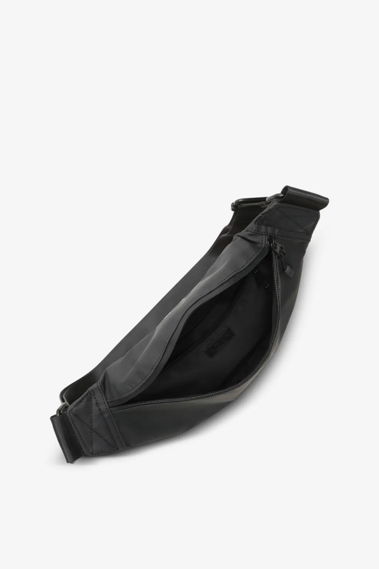 Senna bumbag Sigge Black
