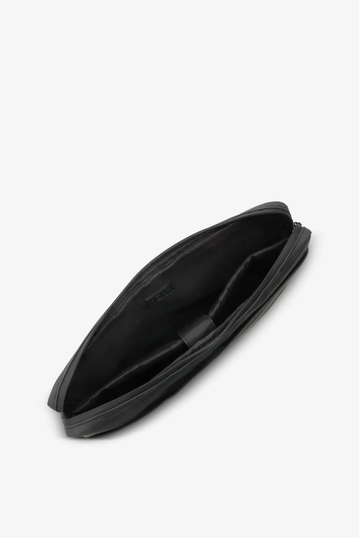Senna portfolio Juno Black